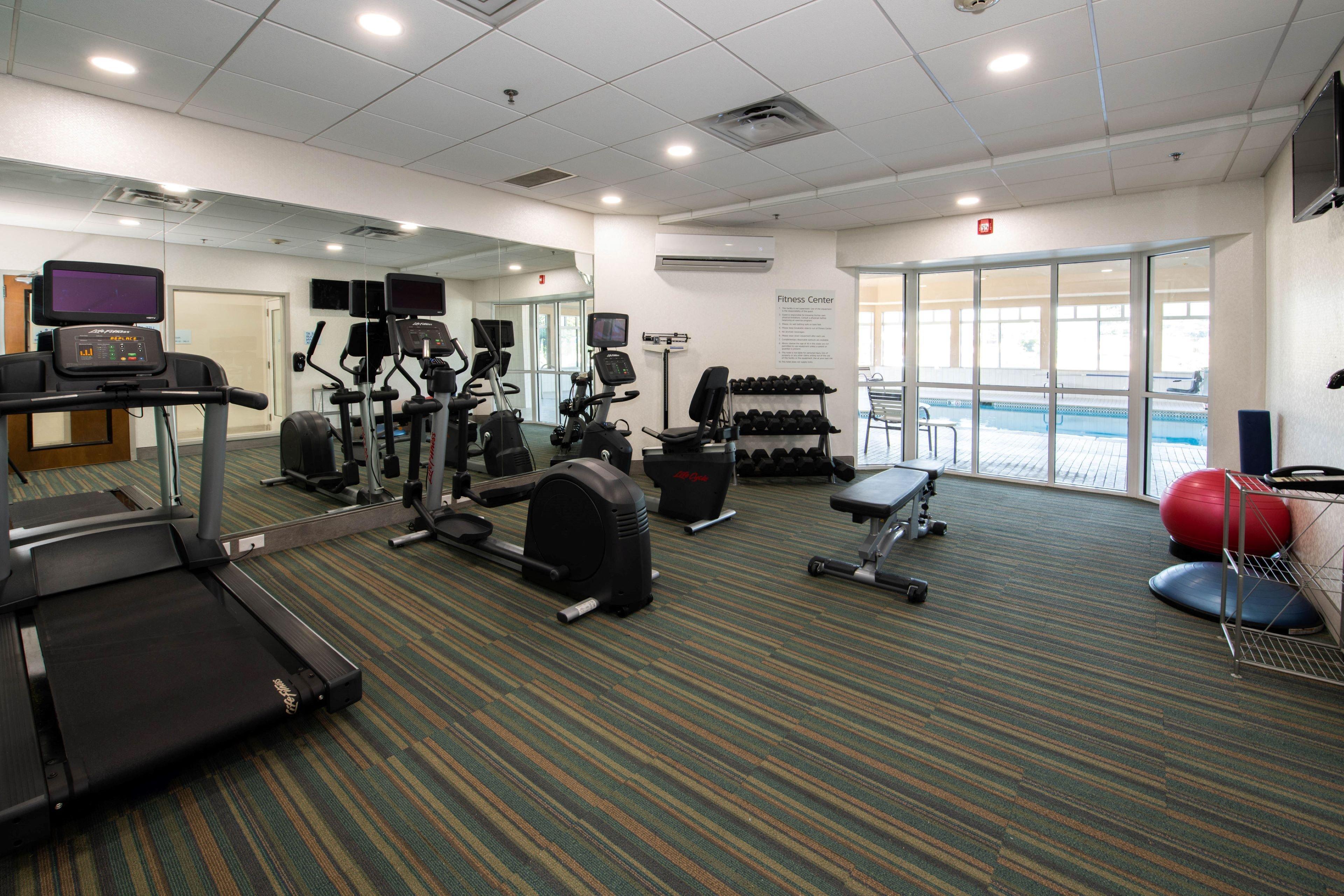 Holiday Inn Express Hotel & Suites Kansas City - Grandview By Ihg Екстериор снимка