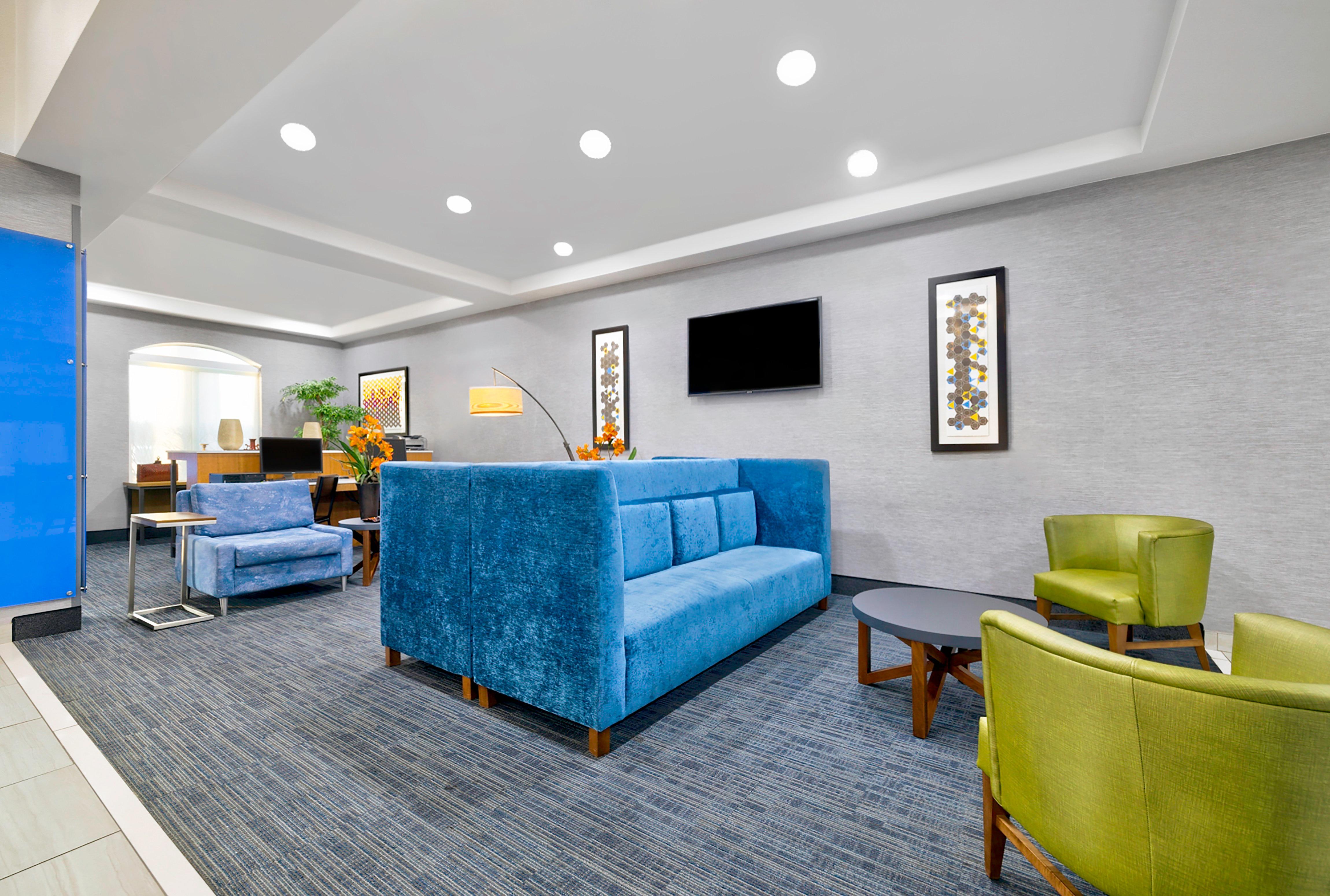Holiday Inn Express Hotel & Suites Kansas City - Grandview By Ihg Екстериор снимка