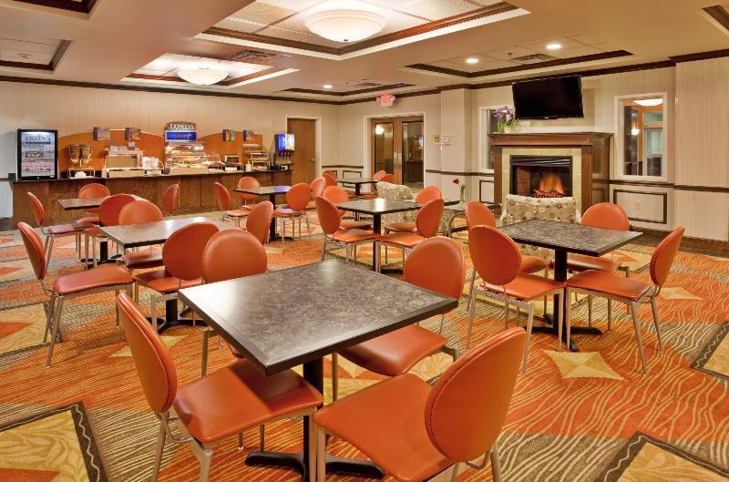 Holiday Inn Express Hotel & Suites Kansas City - Grandview By Ihg Екстериор снимка